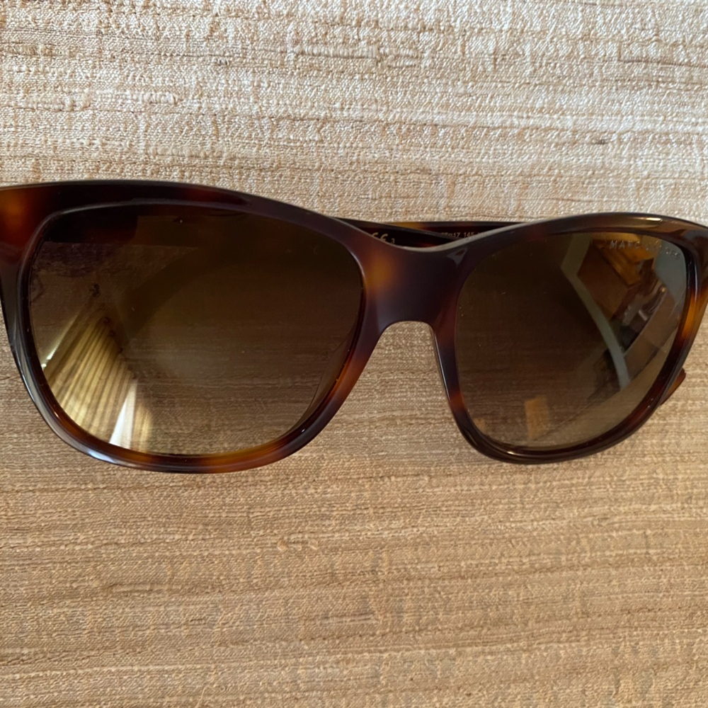 Brand new, never worn March Jacob’s sunnies.